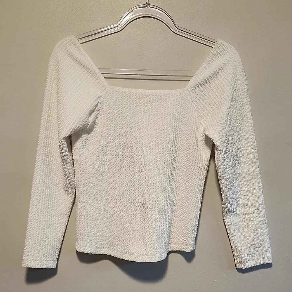 Anthropologie Maeve White Long Sleeve Top with Sweetheart Twist Detail Neckline